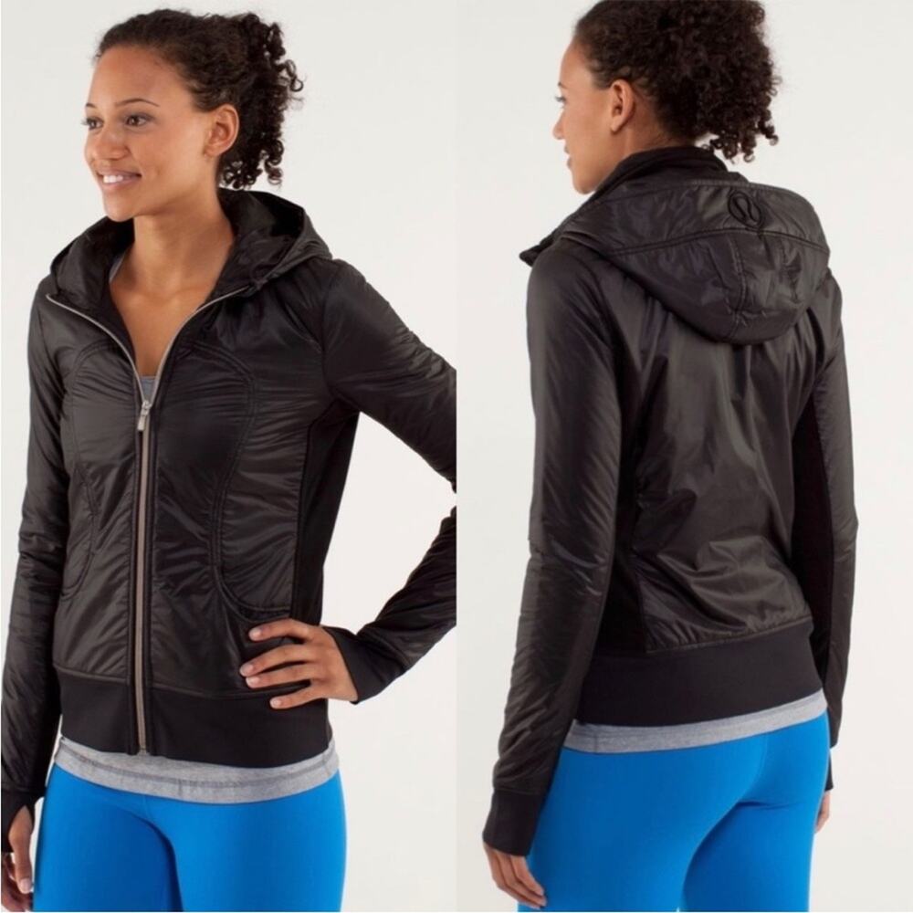 Lululemon UBA Puffer Hoodie Jacket in Lux Black 6 - Picture 2 of 10